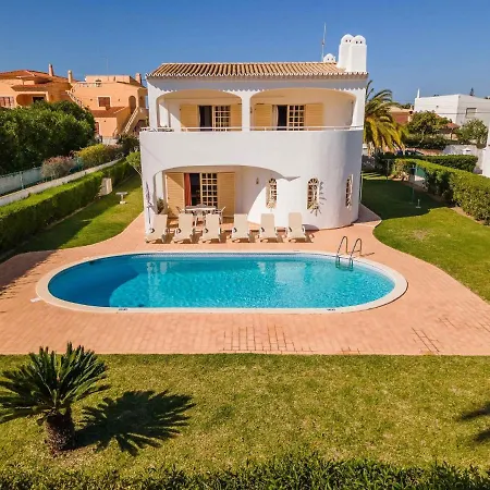 Modern In Albufeira With Private Swimming Pool Villa *