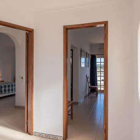 Modern In Albufeira With Private Swimming Pool Patroves